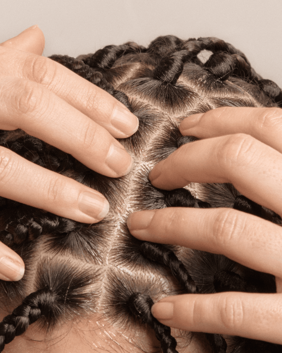 Scalp psoriasis: Symptoms, causes and treatments - MakeMyMask